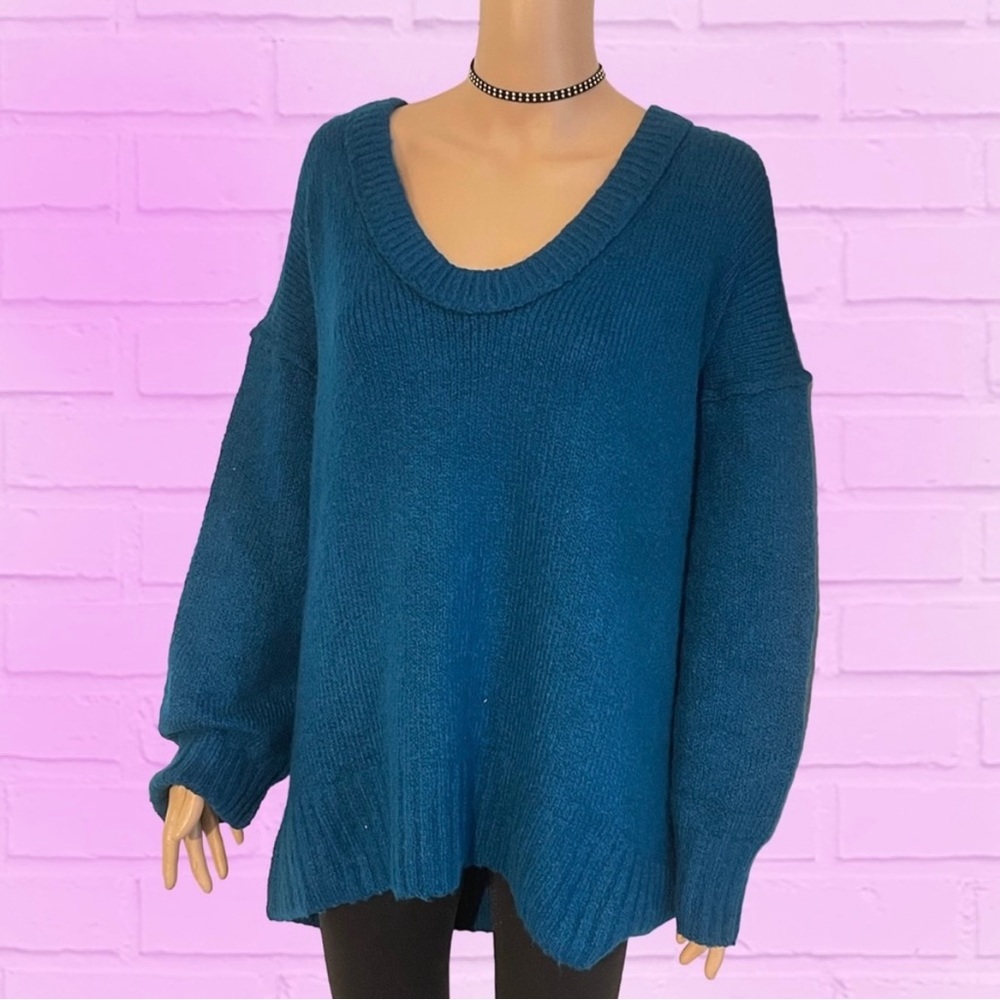 NWT FREE PEOPLE Halcyon Blue Sweater | Size M (over-sized)